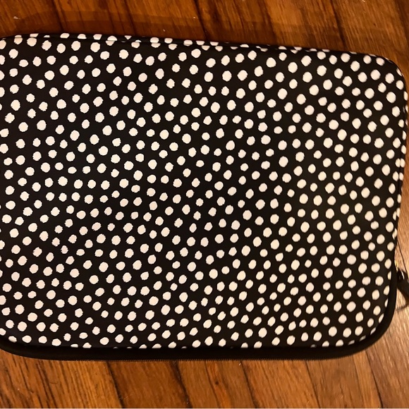Kate spade ♠️ computer case - Picture 2 of 3